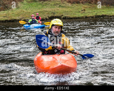 Formazione kayak, Plas y Brenin, Gwynedd, Galles del Nord, Regno Unito Foto Stock