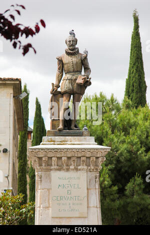 Statua di Cervantes, Spagna più famoso autore, in Valladolid Castiglia e Leon, Spagna. Foto Stock