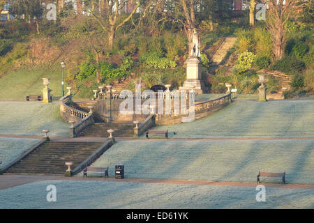 Avenham/Miller Park, Preston Lancashire in un freddo gelido mattina Foto Stock