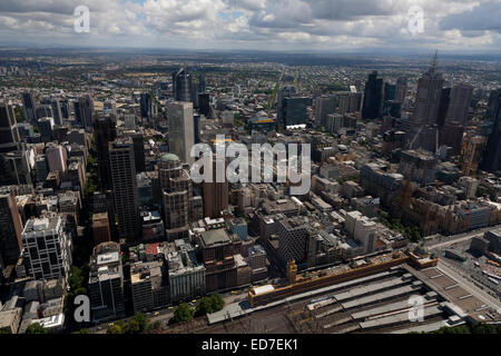 Vista aerea del CBD di Melbourne e dalla Torre di Eureka Melbourne Victoria Australia Foto Stock