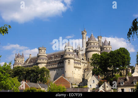 Il castello di Pierrefonds, Chateau de Pierrefonds, regione Piccardia, in Francia, in Europa Foto Stock