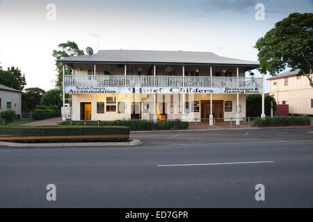 Storico stile Queenslander hotel hotel Childers Childers Queensland Australia Foto Stock