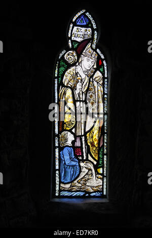 Una vetrata raffigurante Sant'Agostino, San Tommaso Becket una chiesa, Huntington, Herefordshire Foto Stock