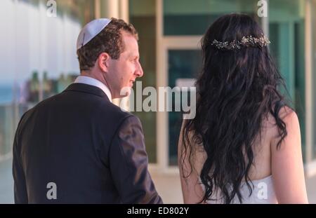 Nozze a sandringham yacht club jewish sposa e lo sposo con il fotografo Foto Stock