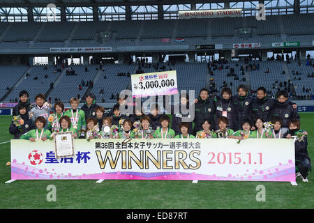 Tokyo, Giappone. 1a gen, 2015. NTV BELEZA squadra di calcio del gruppo /Soccer : trentaseiesima Imperatrice Cup tutto il Giappone Calcio femminile campionato a Ajinomoto Stadium a Tokyo in Giappone . © AFLO SPORT/Alamy Live News Foto Stock