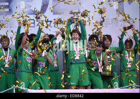 Tokyo, Giappone. 1a gen, 2015. NTV BELEZA squadra di calcio del gruppo /Soccer : trentaseiesima Imperatrice Cup tutto il Giappone Calcio femminile campionato a Ajinomoto Stadium a Tokyo in Giappone . © AFLO SPORT/Alamy Live News Foto Stock