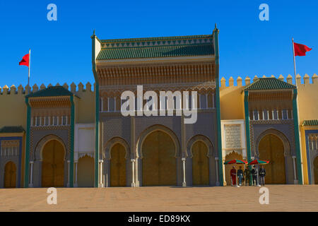 Fez, Palazzo Reale Dar al Makhzen, Fez el Jedid, Fes, Marocco, Maghreb, Nord Africa Foto Stock