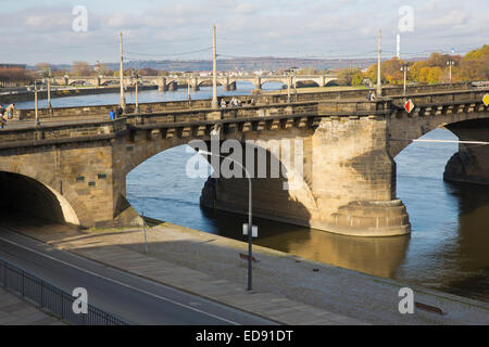 Ponti sul fiume Elba a Dresda Foto Stock