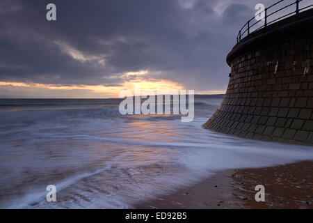 Tramonto sulla spiaggia a Filey Bay - Yorkshire, Inghilterra, Regno Unito Foto Stock