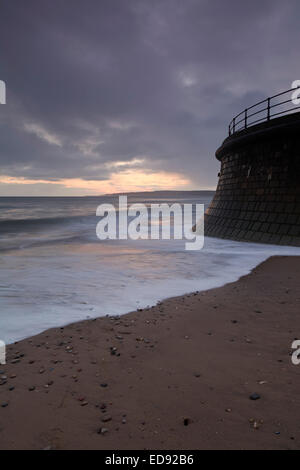 Tramonto sulla spiaggia a Filey Bay - Yorkshire, Inghilterra, Regno Unito Foto Stock