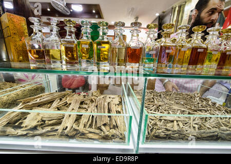 Legno di agar per la vendita in arabo Soi, Bangkok, Thailandia Foto Stock