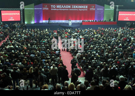 Atene, Grecia. 3 gennaio, 2015. Alexis Tsipras, leader dell opposizione e il capo della sinistra radicale Syriza partito, offre un discorso durante un congresso di partito in Atene, Grecia, a gennaio 3, 2015. © Marios Lolos/Xinhua/Alamy Live News Foto Stock