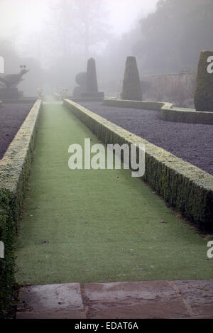 Giardini e prati La tenuta si estende per 375 acri (1,52 km2) di cui circa 180 acri (0,73 km2) comprendono i giardini, Foto Stock