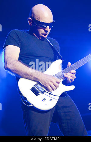 Joe Satriani eseguita a Sportarena stadio, Budapest, Ungheria Aug 01, 2012 Foto Stock