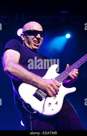 Joe Satriani eseguita a Sportarena stadio, Budapest, Ungheria Aug 01, 2012 Foto Stock