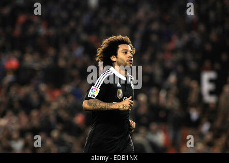 Valencia, Spagna. 04 gen 2015. Valencia CF vs Real Madrid Spagna La Liga Giornata 17 - Mestalla stadio, Valencia - Marcelo, brasiliano defender per Real Madrid Credito: Santiago vidal vallejo/Alamy Live News Foto Stock