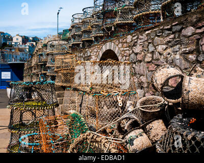 Lobster Pot sulla banchina a Brixham, Devon Foto Stock