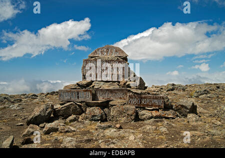 Il picco del Monte Tulu Dimtu, Sanetti Plateau, montagne di balle, Etiopia Foto Stock