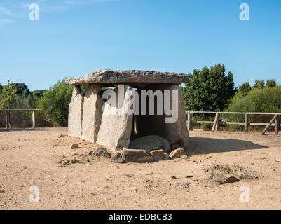 Sito preistorico di Cauria, portale tomba, il dolmen di Fontanaccia, sito archeologico, periodo neolitico, Fontanaccia, Corsica Foto Stock