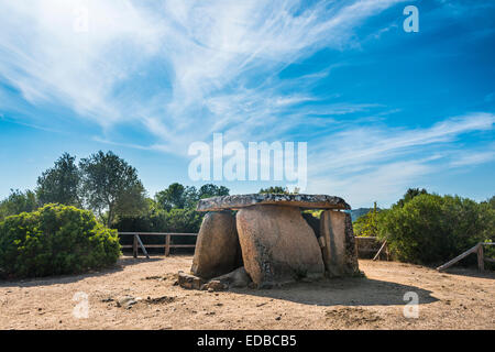 Sito preistorico di Cauria, portale tomba, il dolmen di Fontanaccia, sito archeologico, periodo neolitico, Fontanaccia, Corsica Foto Stock