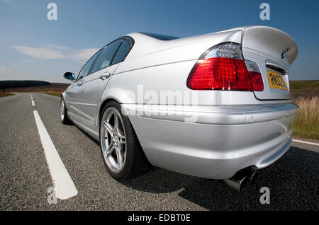 2002 E46 335d BMW Serie 3 berlina diesel modificati con ruote Alpina e accessori Foto Stock