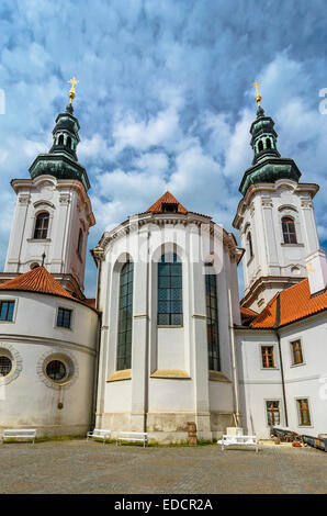 Il monastero di Strahov è una dei premonstrati Abbazia fondata nel 1143 dal vescovo Jindich Zda-k, il Vescovo Giovanni di Praga e il duca Vladisla Foto Stock