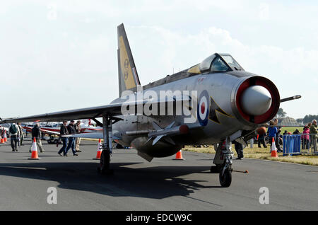 English Electric Lightning F3 degli aerei da caccia a Leuchars Air Show, Scozia, 2013. Foto Stock