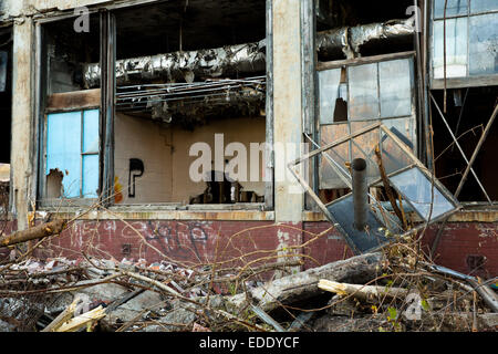 Un po' di lavori di costruzione in corso da parte del nuovo proprietario Fernando Palazuelo al Detroit Packard stabilimento automobilistico. Detroit, MI, Stati Uniti d'America, 25 ottobre 2014. Foto Stock