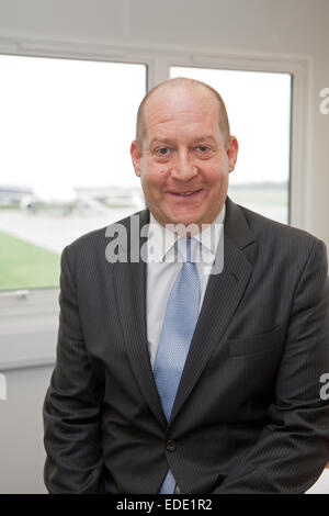 Londra Biggin Hill Airport Managing Director Curtis Accetta per salvare il St George's RAF Cappella Foto Stock