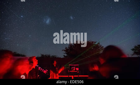 Star guardando a San Pedro de Atacama, Cile settentrionale e America del Sud Foto Stock