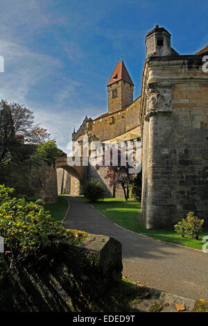 La Veste Coburg, o Coburg fortezza del X secolo, è una delle più grande della Germania castelli. È situato su una collina sopra la città di Coburg. La Veste Coburg (chiamato anche "Corona della Franconia') domina la città di Coburg in Baviera il confine con Th Foto Stock