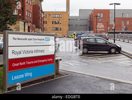 Ingresso al parafango Leazes presso il Royal Victoria Infirmary a Newcastle upon Tyne Foto Stock