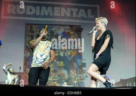 Accesso wireless a un Festival - Day 1 - Prestazioni - rudimentali con: DJ Fabbro,rudimentali dove: Birmingham, Regno Unito quando: 04 Lug 2014 Foto Stock