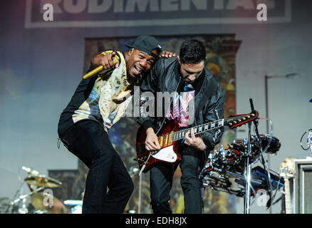 Accesso wireless a un Festival - Day 1 - Prestazioni - rudimentali con: DJ Fabbro,Amir Amor,rudimentali dove: Birmingham, Regno Unito quando: 04 Lug 2014 Foto Stock