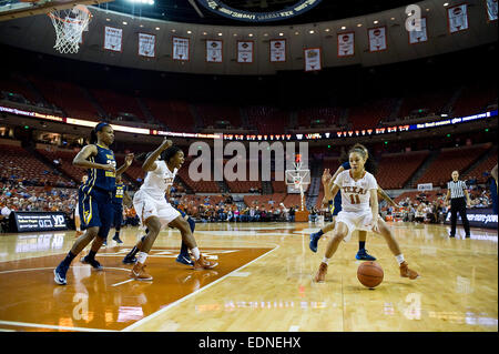 Austin, Texas, Stati Uniti d'America. Il 7 gennaio, 2015. Texas Longhorns Brooke McCarty #11 in azione durante il NCAA donna gioco di basket tra West Virginia alpinisti a Frank Erwin Center di Austin TX.30 Novembre 2012: Texas Longhorns #0 in azione durante il NCAA donna gioco di basket tra Tennessee Lady Vols a Frank Erwin Center di Austin TX.30 Novembre 2012: Texas Longhorns #0 in azione durante il NCAA donna gioco di basket tra Tennessee Lady Vols a Frank Erwin Center di Austin TX. Credito: csm/Alamy Live News Foto Stock