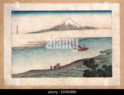 [Fukeiga], Katsushika Hokusai, 1760-1849, artista [tra 1900 e 1940 da una precedente stampa], 1 stampa : xilografia, colore., stampa mostra due viaggiatori, Uno a cavallo sulla spiaggia e di una piccola barca in mare aperto con vista del Monte Fuji in background. Foto Stock