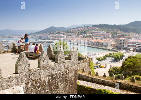 Vista dal Castello di Monterreal, Baiona, Galizia, Spagna Foto Stock