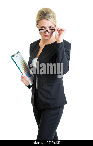 Fiducioso business donna usurata occhiali isolato su bianco Foto Stock