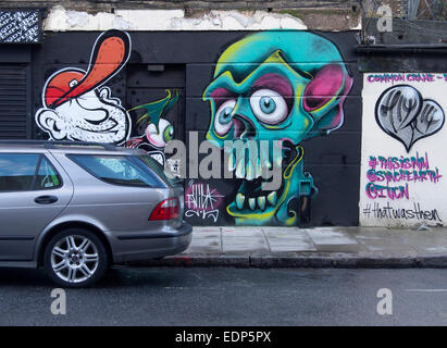 Arte di strada in Hawley Wharf area di riqualificazione di Camden Town London REGNO UNITO Foto Stock