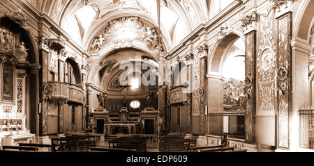 Abruzzo, L'Aquila, Capestrano, chiesa parrocchiale, Italia, xx secolo, foto, fotografia, Europa Foto Stock