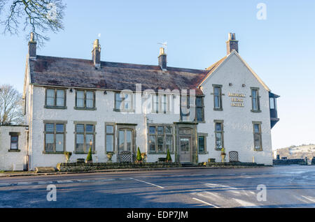 Monsal Head Hotel che si affaccia su Monsal Dale nel Derbyshire Peak District Foto Stock