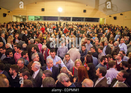 Gli elettori greci a parte annuncio di G. Papandreou, 'Movimento Socialdemocratici'. 03.01.2015 Foto Stock