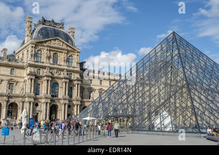 Il museo del Louvre, Parigi, Francia Foto Stock