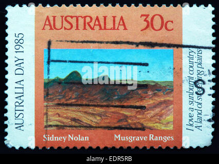 Usato e con timbro postale Australia / Timbro Austrailian 30c giorno 1985 Sidney Nolan Musgrave varia Foto Stock