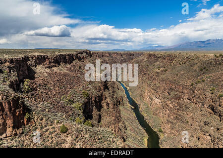 Rio Grande Gorge, vicino a Taos, Nuovo Messico, STATI UNITI D'AMERICA Foto Stock