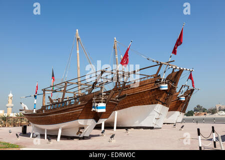 Storico navi dhow al Museo Marittimo di in Kuwait Foto Stock