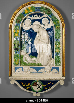 Andrea della Robbia, l'Adorazione del Bambino, Italiano, 1435 - 1525, dopo 1477, terracotta invetriata Foto Stock