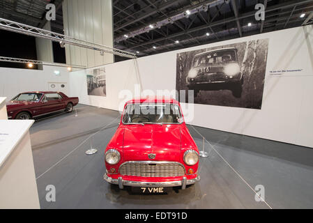 Excel, Docklands di Londra, Regno Unito. 9 gennaio, 2015. James può's Hall di ovvietà al London Classic Car Show. Credito: Malcolm Park editoriale/Alamy Live News Foto Stock