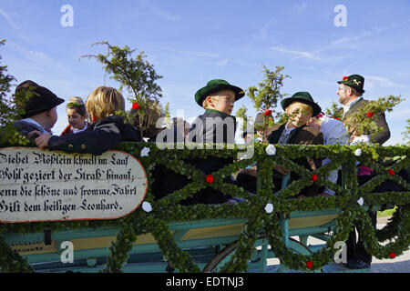 In Leonhardifahrt Benediktbeuren, Oberbayern, Deutschland,tradizionale Leonhard Parade, Leonhardifahrt in Benediktbeuern, superiore B Foto Stock