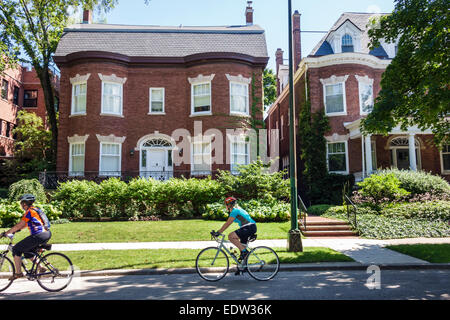 Chicago Illinois,South Side,South Woodlawn Avenue,case,case,residenze,donne donne donne,motociclisti,biciclette,ciclismo,equitazione,IL140907024 Foto Stock